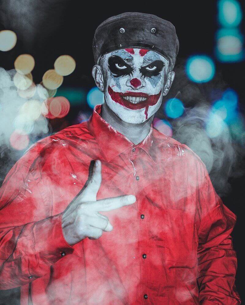 Joker halloween make-up Clown